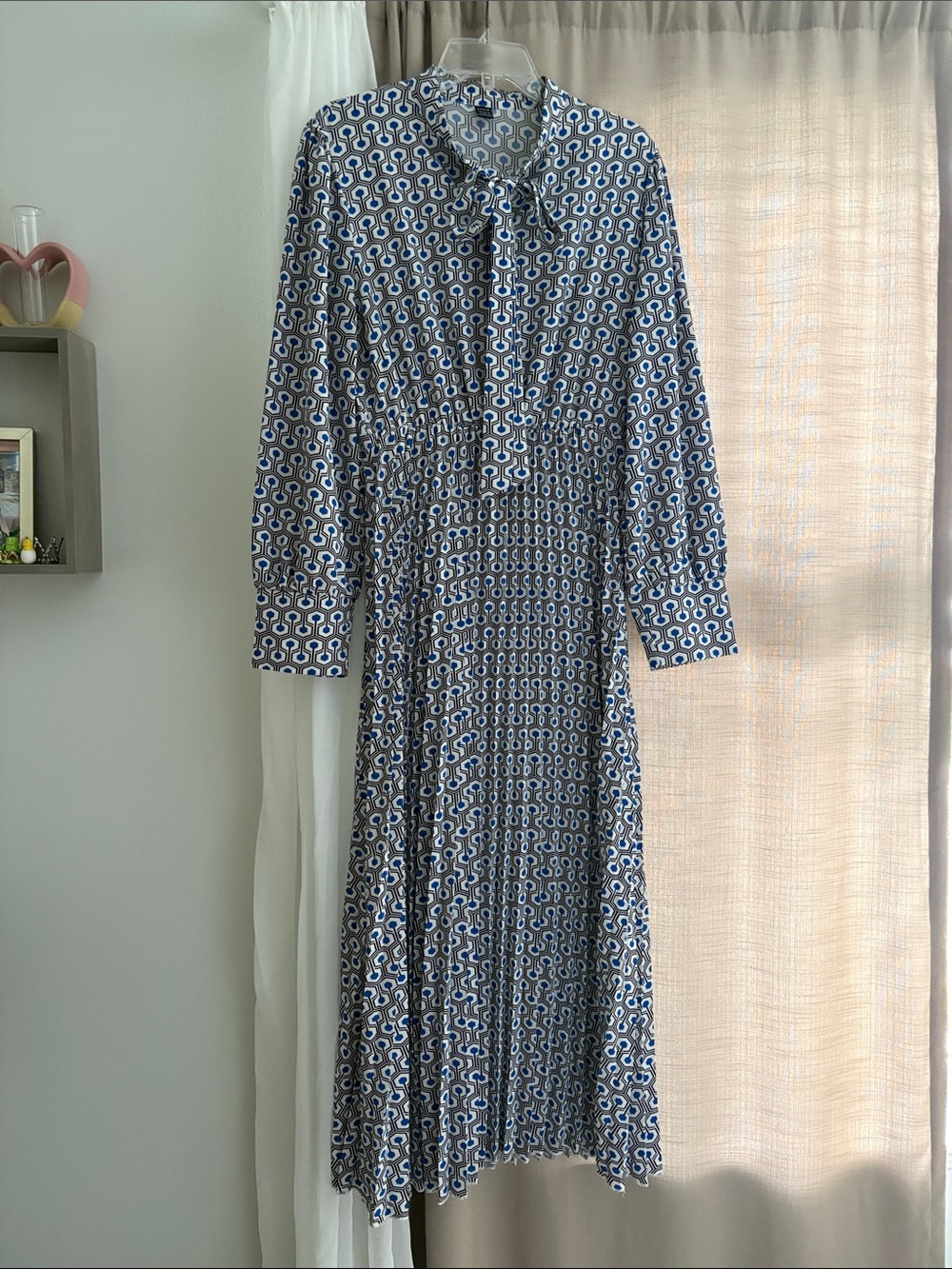 Blue and White Long Sleeve Midi Dress with Tie Neck Size L